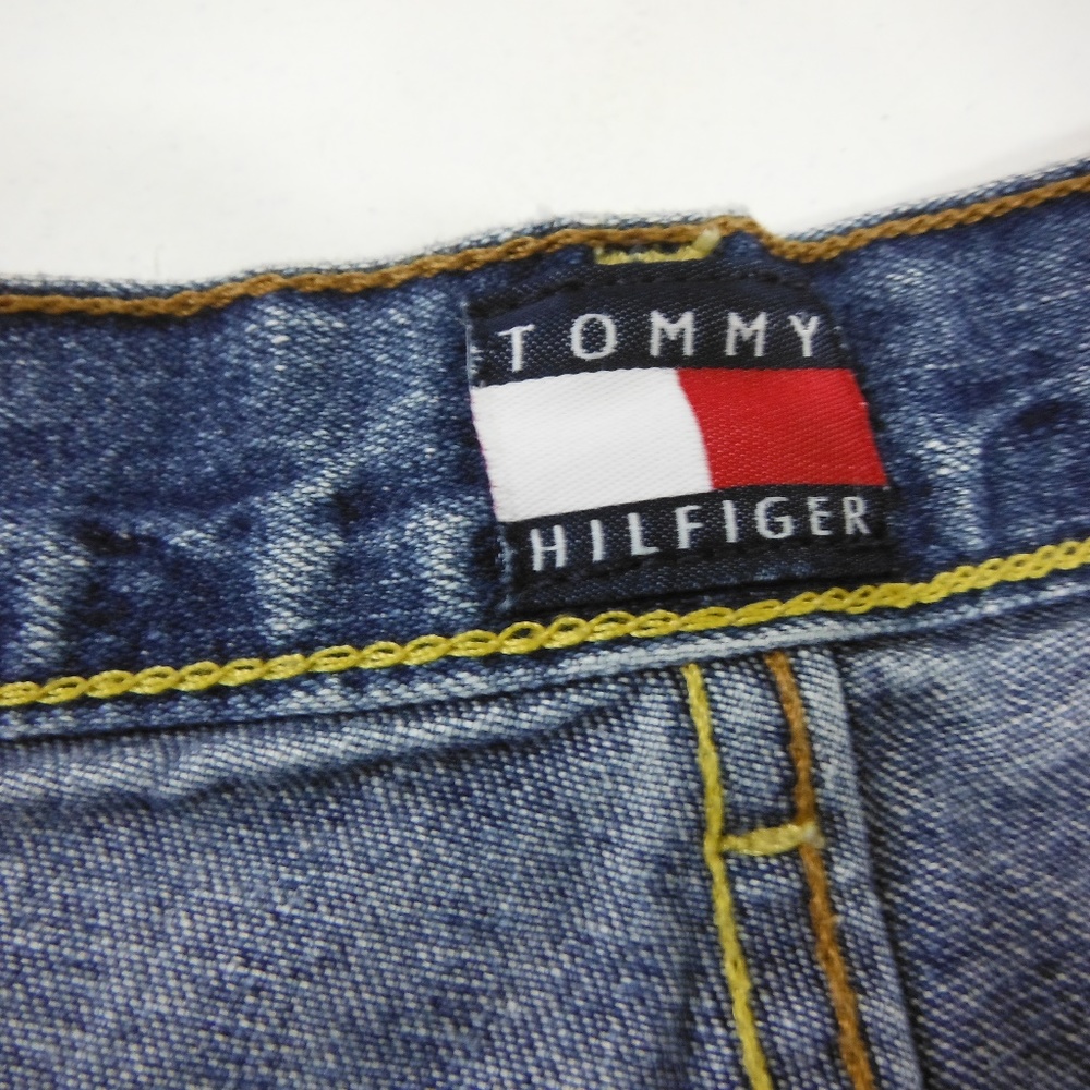 VTG Tommy Hilfiger 90s Flag Patch Denim Shorts 14 - Picture 5 of 8